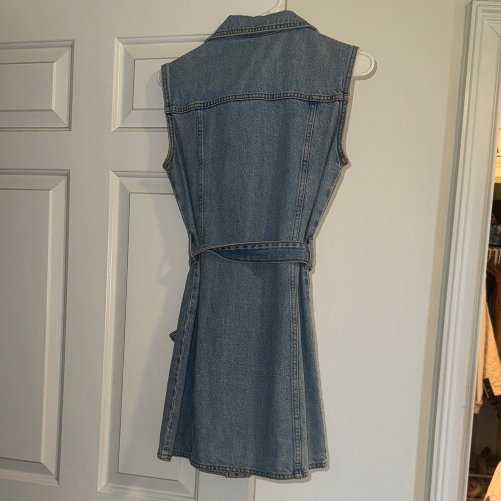 NWT ZARA Sleeveless Denim Button-Front Dress in Light Blue - Picture 3 of 3
